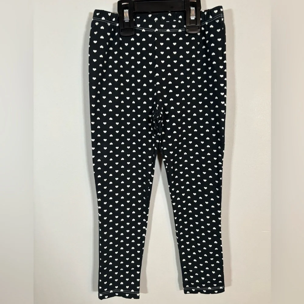 Kids Headquarters Girls Size 5 Outfit Set – Tunic Top & Heart Leggings